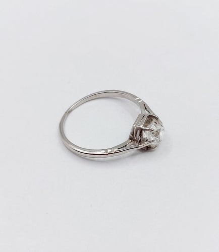 Bague 49 Bague solitaire art deco Platine diamant taille ancienne coussin 0.60 carat (circa 1920) 58 Facettes A06196