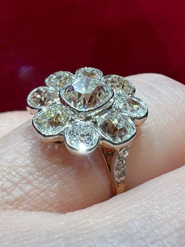 Bague 52 Bague Diamants taille coussin taille ancienne 3,40 carats, or 18 carat , Époque XIXe siècle 58 Facettes 7344 A