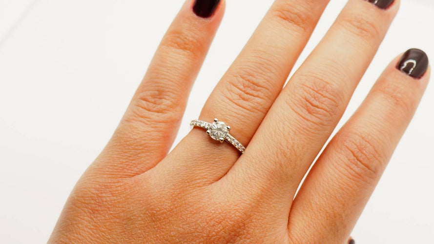 Bague 52 Bague solitaire en or blanc et diamant 58 Facettes 29909/28189