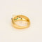 Bague en Or jaune, émeraudes, saphir et perle