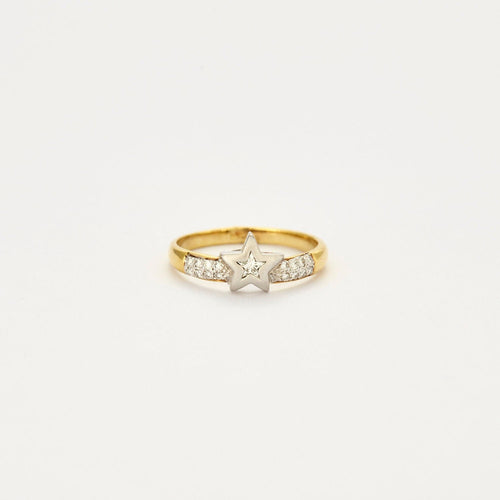 Bague 56 Bague Solitaire or jaune à motif étoile Diamants sertis sur or blanc 58 Facettes 1479