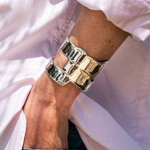 Bracelet HERMÈS - Bracelet manchette "Niloticus Eclat" - en argent 58 Facettes