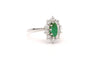 Bague 60 Bague contemporaine en or blanc 18 carats sertie d'une émeraude et de diamants "taille" brillant (+-0.6ct) 58 Facettes B596