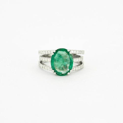 Bague Bague en or blanc émeraude diamants 58 Facettes