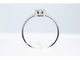 Bague Bague en or blanc avec un diamant taille brillant en forme de cœur 58 Facettes 2094