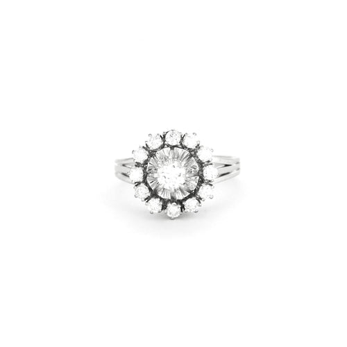 Bague 56 Bague marguerite diamants en or et platine 58 Facettes