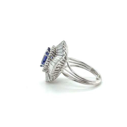 Bague 56 Bague Jupe Or blanc - Tanzanite et Diamants - Année 70 58 Facettes 1.0002595/1