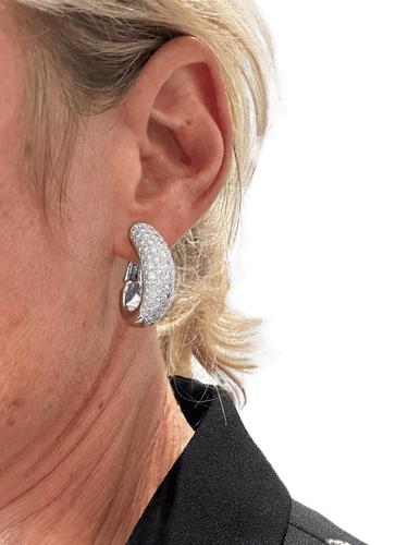 Boucles d'oreilles Boucles d'oreilles Chaumet, modèle "Hommage à Venise", en or blanc et diamants 58 Facettes 1.0002545/1