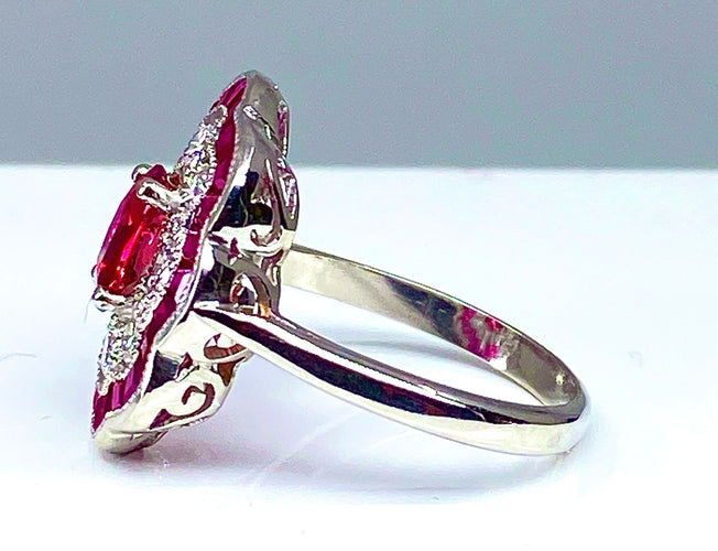 Bague 51 Bague marguerite en or blanc 18 carats en rubis et diamants 58 Facettes AB215