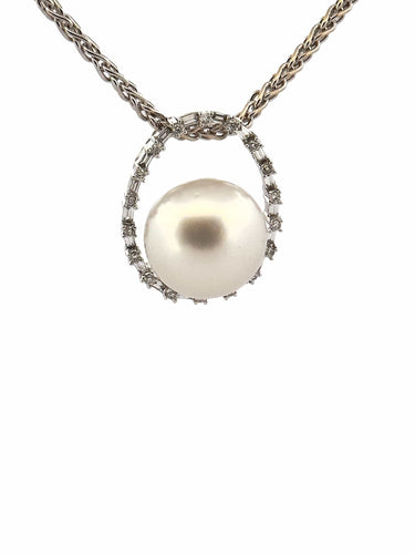 Collier Collier en or 18 carats diamants et perle de culture 58 Facettes