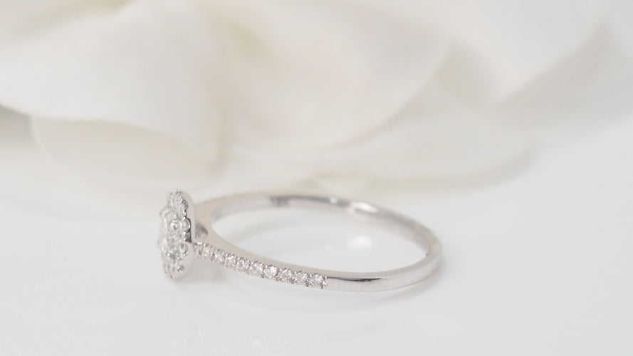 Bague 52.5 Bague solitaire en or blanc et diamant 58 Facettes 32080