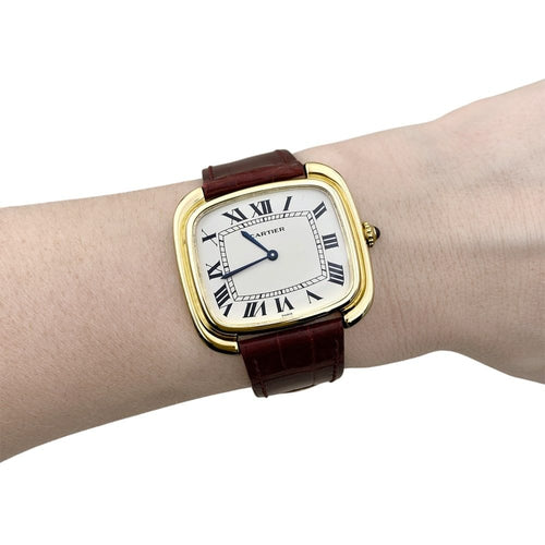 Montre Montre Cartier, « Square » en or jaune et cuir. 58 Facettes 35327