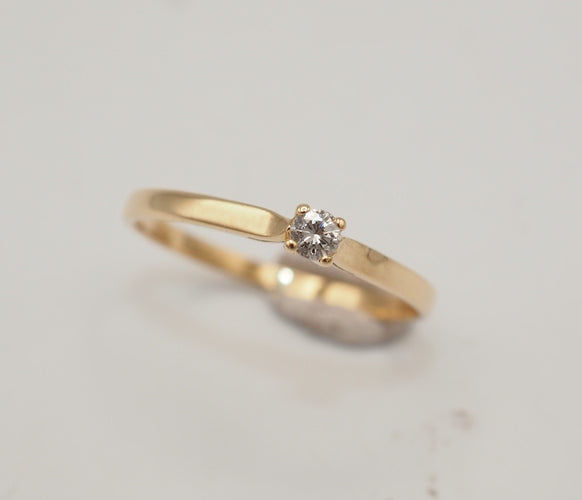 Bague 53.5 Solitaire or jaune diamant 58 Facettes