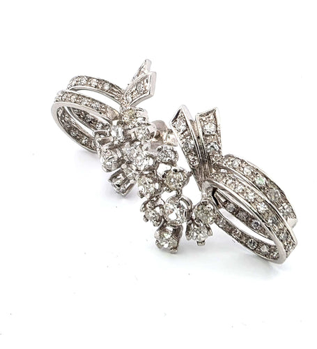 Boucles d'oreilles Superbes boucles d'oreilles en platine avec diamants 58 Facettes