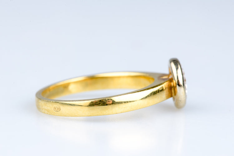 Bague 54 Bague solitaire en or jaune, serti clos d’un diamant rond brillant o,70 ct 58 Facettes 312231