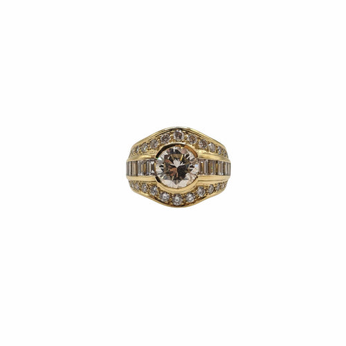 Bague 54 Bague or jaune, diamants ronds et diamants baguettes 58 Facettes