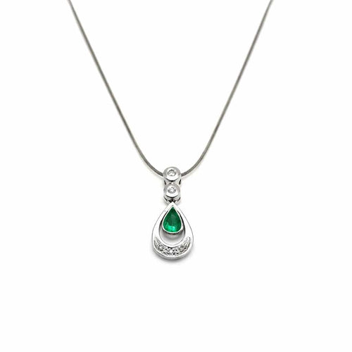 Pendentif Pendentif en or blanc, émeraude et diamants 58 Facettes 50401