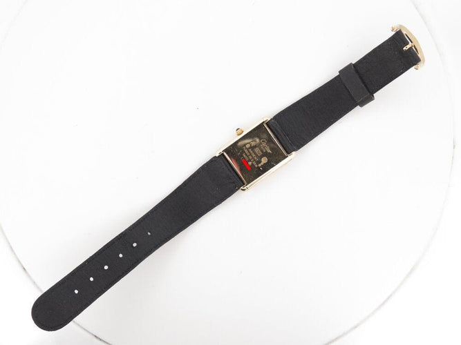 Montre vintage montre must de CARTIER tank 30 mm mecanique vermeil dore en 58 Facettes 266183