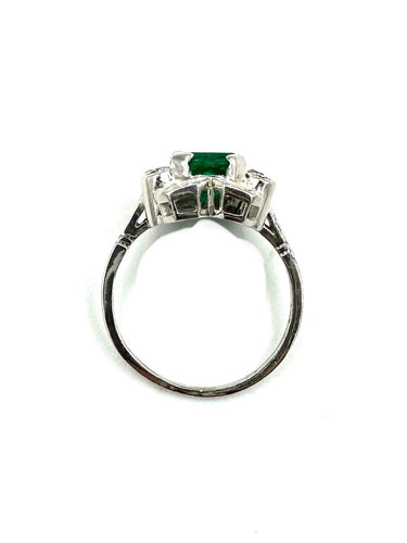 Bague 53 Bague Art-Déco, or blanc et platine, émeraude et diamants 58 Facettes