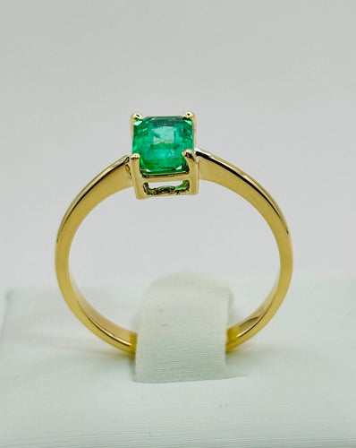 Bague 56 Bague en or jaune avec émeraude colombienne 58 Facettes 50302