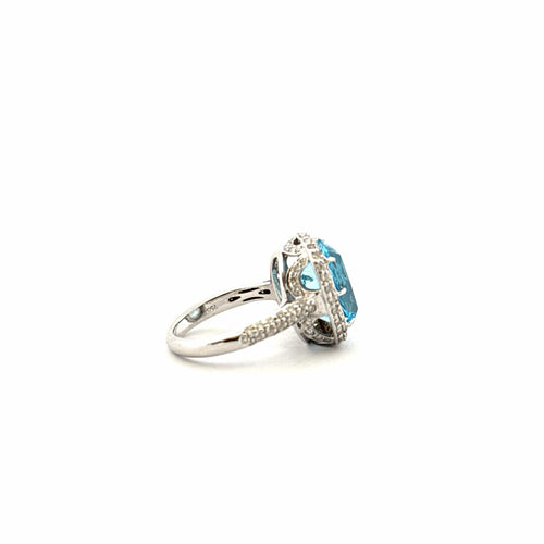 Bague 56 Bague or blanc topaze bleue et diamants 58 Facettes