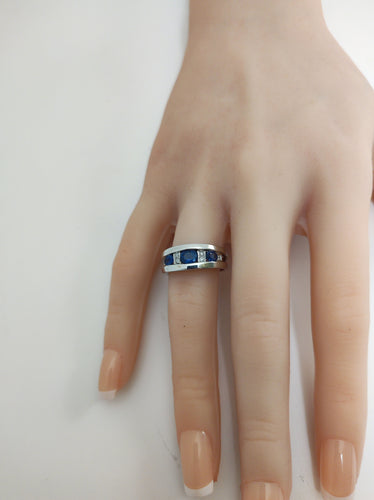 Bague 55.5 Bague jonc sertie de saphirs et diamants en or gris 18k 58 Facettes LP1807