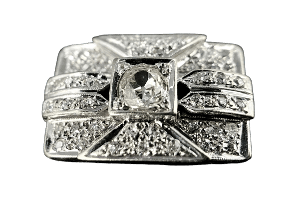 Bague 56 Bague modèle Tank or blanc diamants 58 Facettes