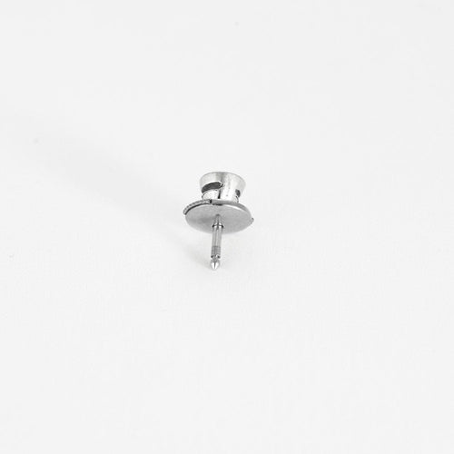 Boucles d'oreilles Boutons d'oreilles en or blanc et diamants 58 Facettes AUX1373X2