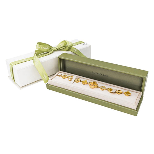 Montre Van Cleef & Arpels  Montre Sweet Alhambra Or jaune Diamant, Nacre 58 Facettes 4668036RV