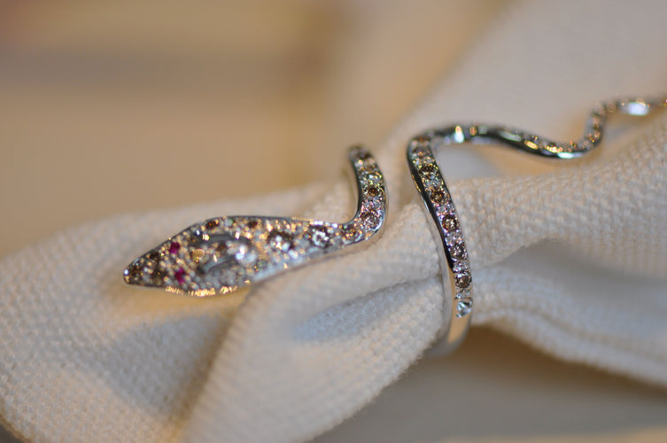 Bague 52.5 bague grand serpent en or blanc avec diamants naturels 58 Facettes