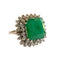 Bague style rétro 1945 en or jaune, diamants et émeraude