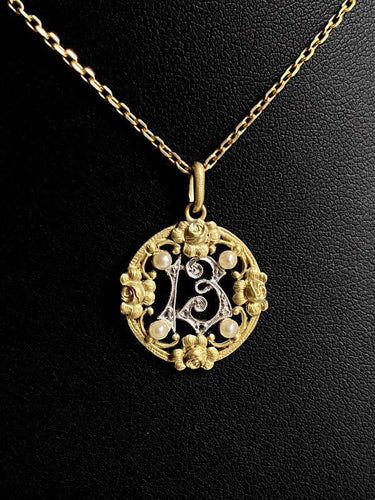 Pendentif Pendentif Art Nouveau porte bonheur "13" en or 58 Facettes