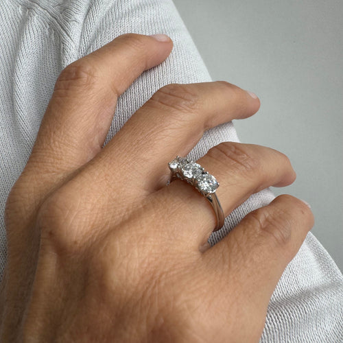 Bague Bague trilogie avec diamants 58 Facettes 3550