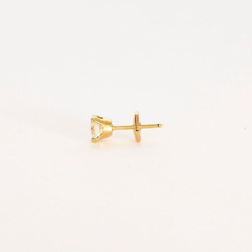Boucles d'oreilles Boucles d'oreille puce en or jaune et diamant 58 Facettes LP27