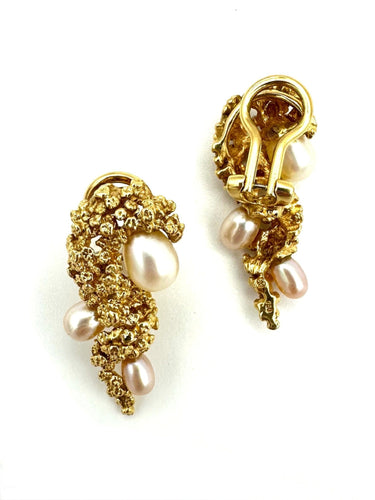 GILBERT ALBERT. Boucles d'oreilles or jaune 18K et perles