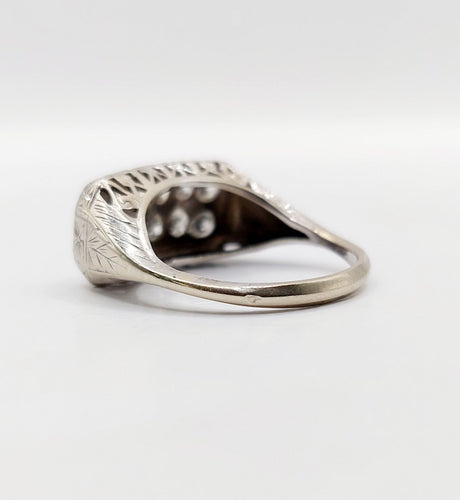 Bague 52 Bague tank art déco or blanc et diamants 58 Facettes A05400
