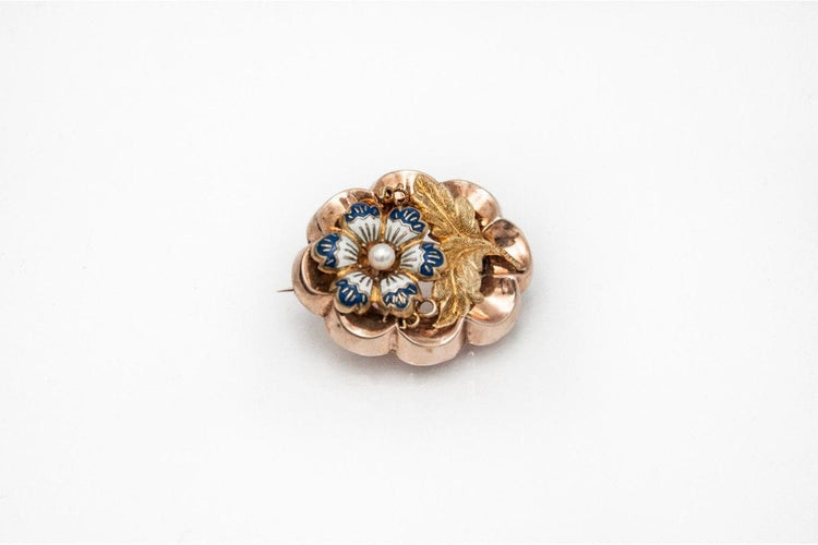Broche Broche de style Biedermeier en émail et perle, Allemagne, première moitié du XIXe siècle 58 Facettes 9526A