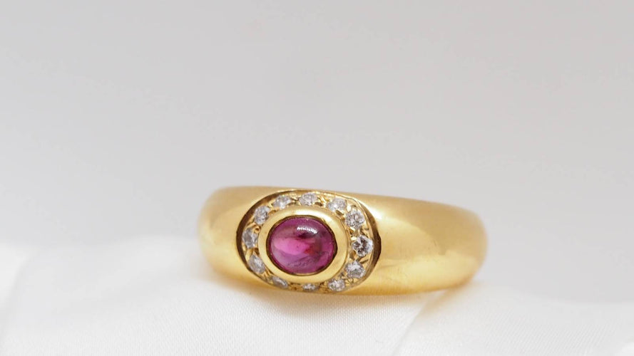 Bague 51 Bague en or jaune; rubis et diamants 58 Facettes 26675