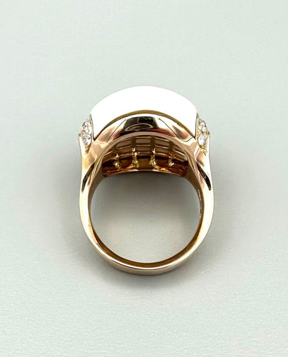 Bague 60 CHIMENTO. Bague en or rose, agate blanche et diamants 58 Facettes