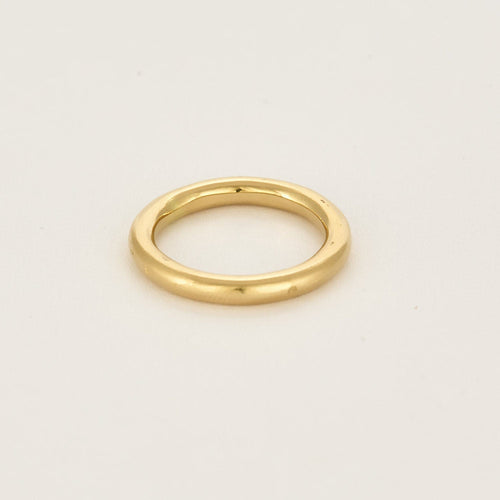 Bague 55,5 Anneau bombé en or jaune 58 Facettes ROM1444