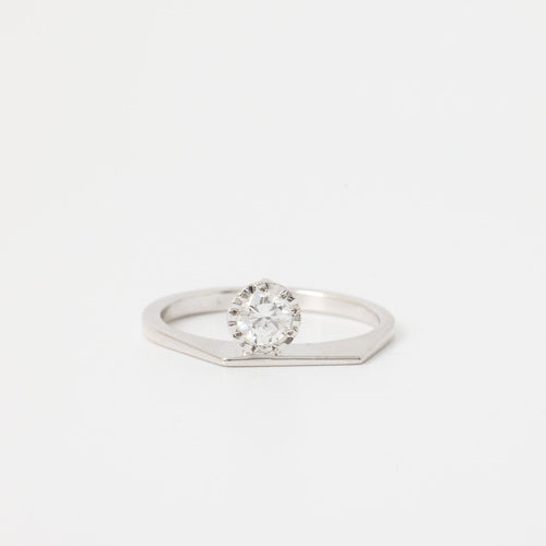 Bague 52 SOLITAIRE DIAMANT OR GRIS 18K 58 Facettes
