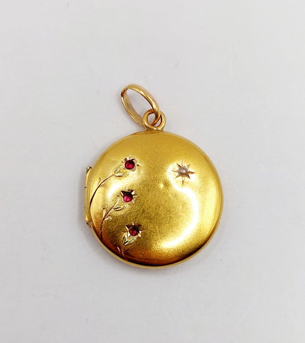 Pendentif porte-photo or jaune, pierre rouge et perle (circa 1900) 58 Facettes A06217