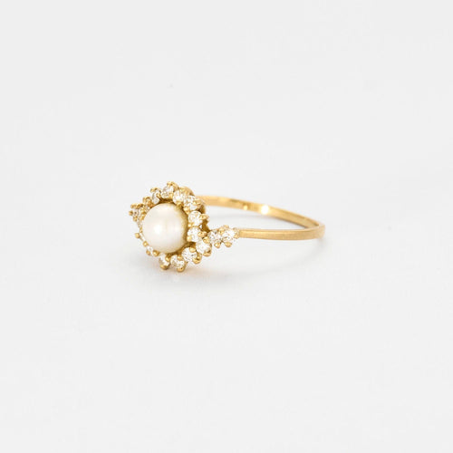 Bague 58 Bague perle et diamants en or jaune 58 Facettes