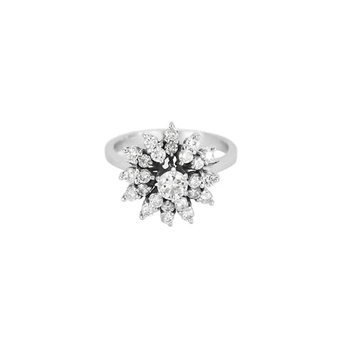Bague 54 Bague en or gris et diamants 58 Facettes SOI3327