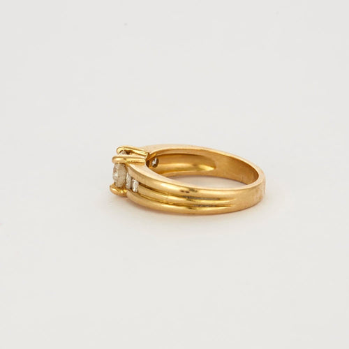 Bague 52 Bague or jaune sertie de diamants 58 Facettes GU42