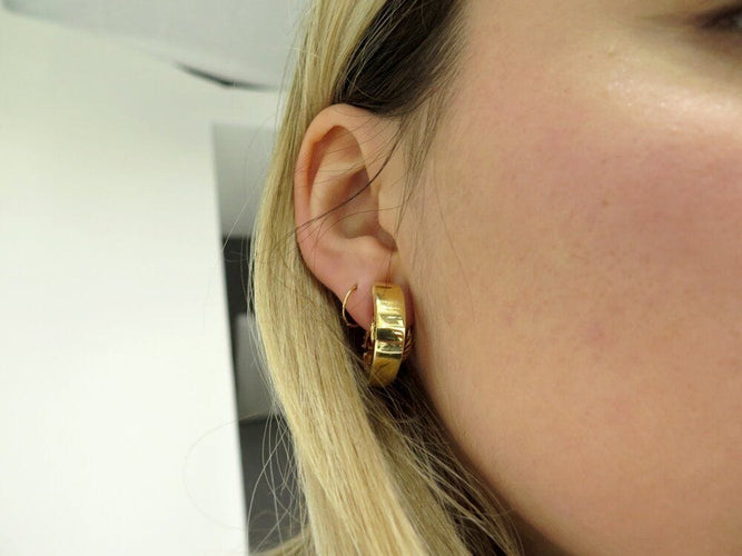 Boucles d'oreilles vintage boucles d'oreilles oj perrin creoles larges or jaune 18k 20gr s 58 Facettes 265448