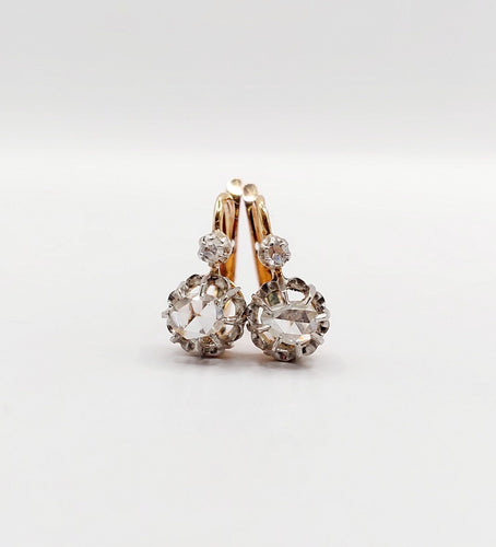 Boucles d'oreilles Dormeuses antiques en or rose 18k et diamants taille rose 58 Facettes A06338