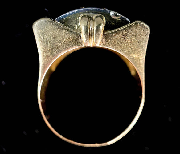 Bague 56.5 Bague modèle Tank d'époque 1940/50 or bicolore diamants 58 Facettes