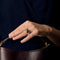 Bague 59,5 Bague jonc en or jaune et saphirs calibrés 58 Facettes MONTE0238