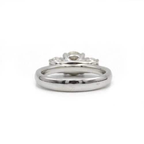Bague 55 Bague Trilogie - Or blanc et diamants 58 Facettes 1082